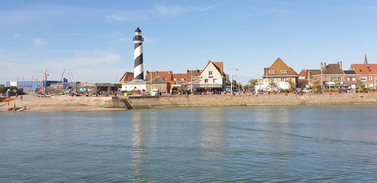 Вилла Grand-Fort-Philippe : Maison Proche Du Port Экстерьер фото